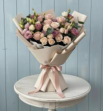 Букет цветов из:  Розы и Лизиантусы в Барсово