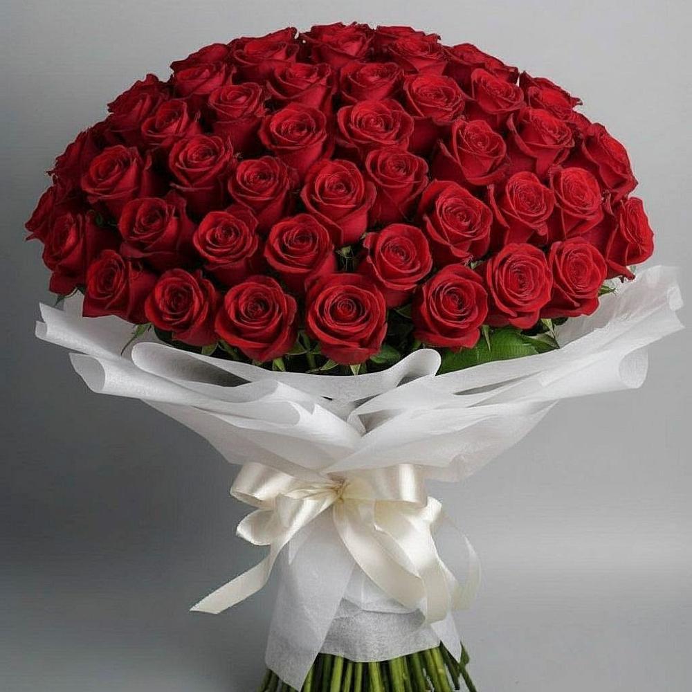 Букет 101 Красная роза Блэк Мэджик в Барсово