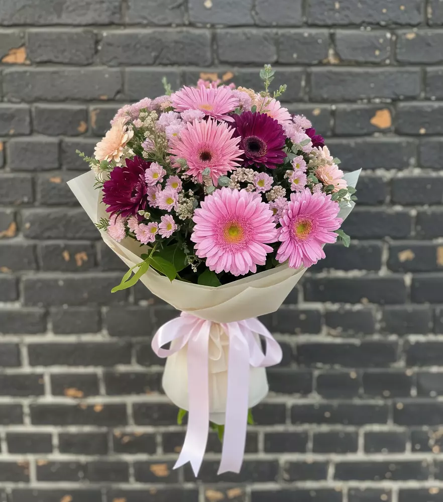 Букет цветов из: Герберы и Хризантемы в Барсово