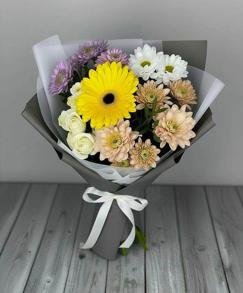 Букет цветов из: Розы, Герберы и Хризантемы в Барсово