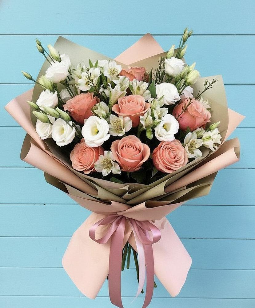 Букет цветов из: Розы, Альстромерии и Лизиантусы в Барсово