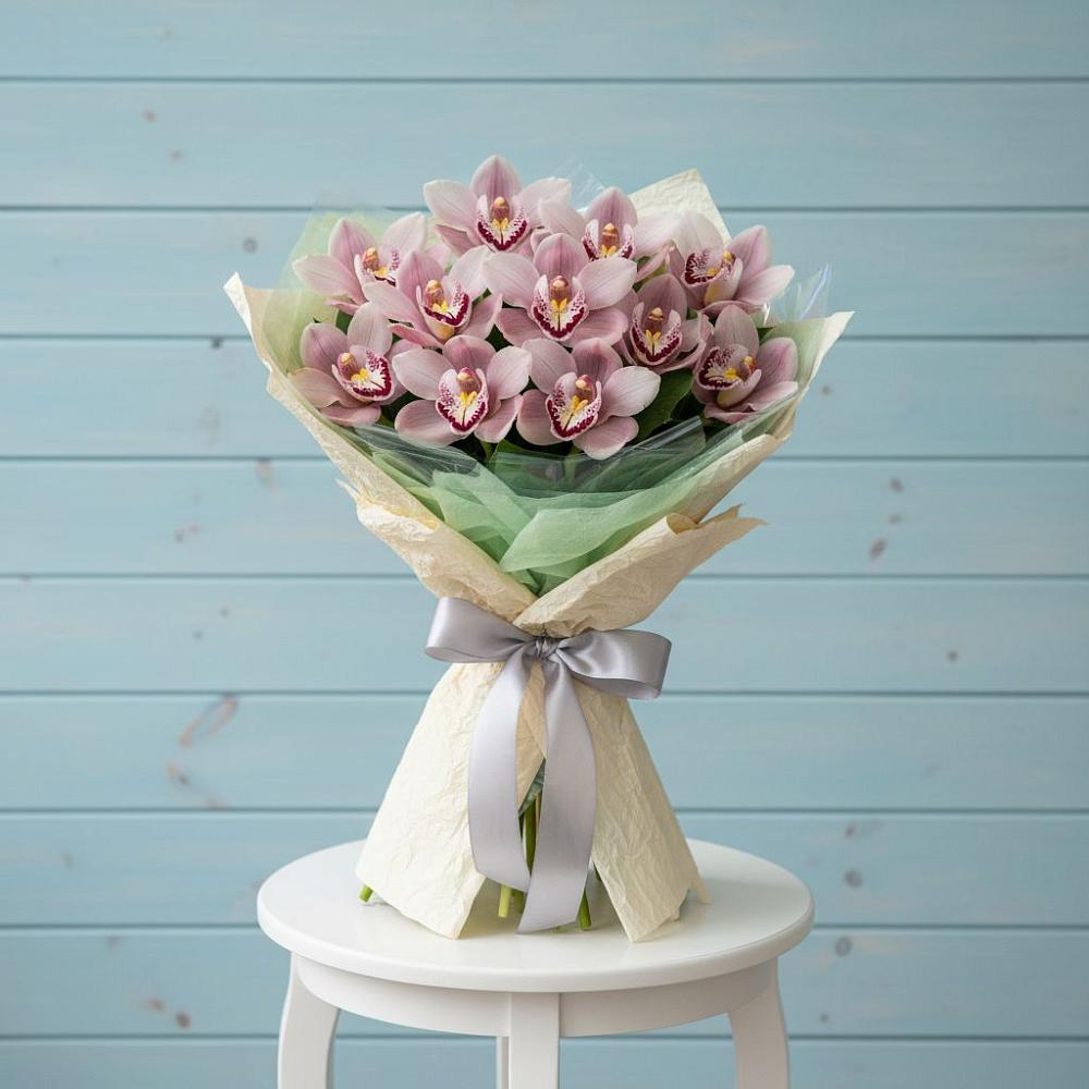 Букет цветов из: Орхидеи и Розы в Барсово