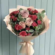 Букет цветов из:  Гвоздики и Розы в Барсово