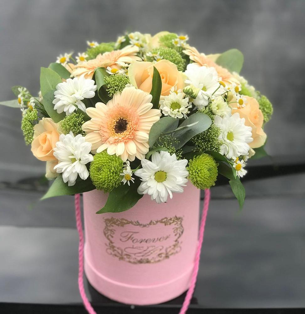 Цветочная композиция из Розы, Герберы и Хризантемы в шляпной коробке в Барсово