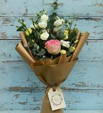 Букет цветов из:  Розы и Лизиантусы в Барсово