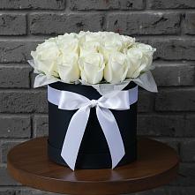 Цветочная композиция из Розы в шляпной коробке в Барсово